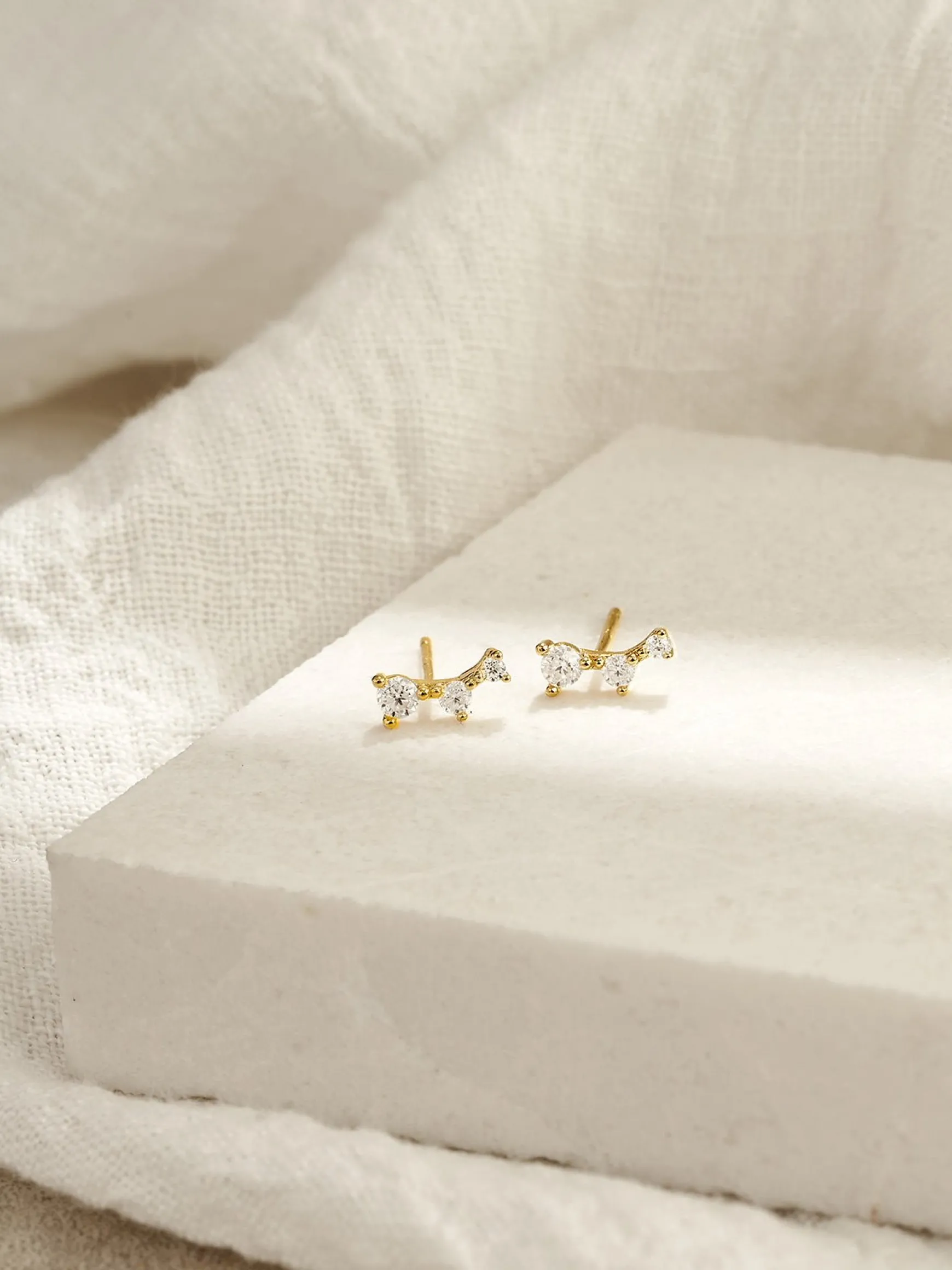 Ace Studs (Demi-Fine)