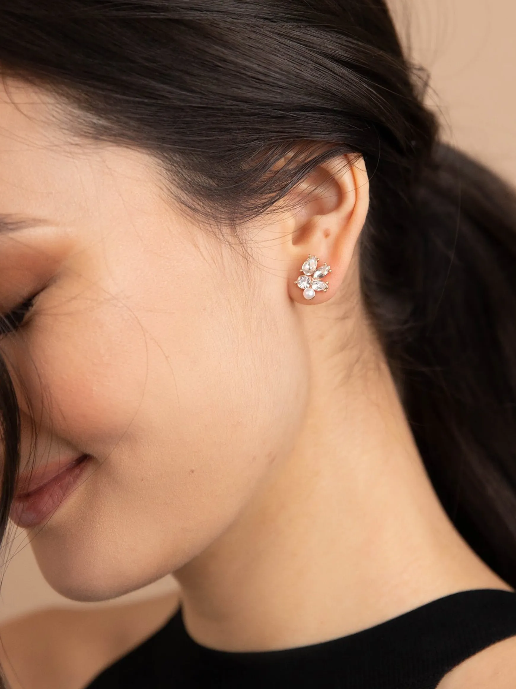 Ariel Studs
