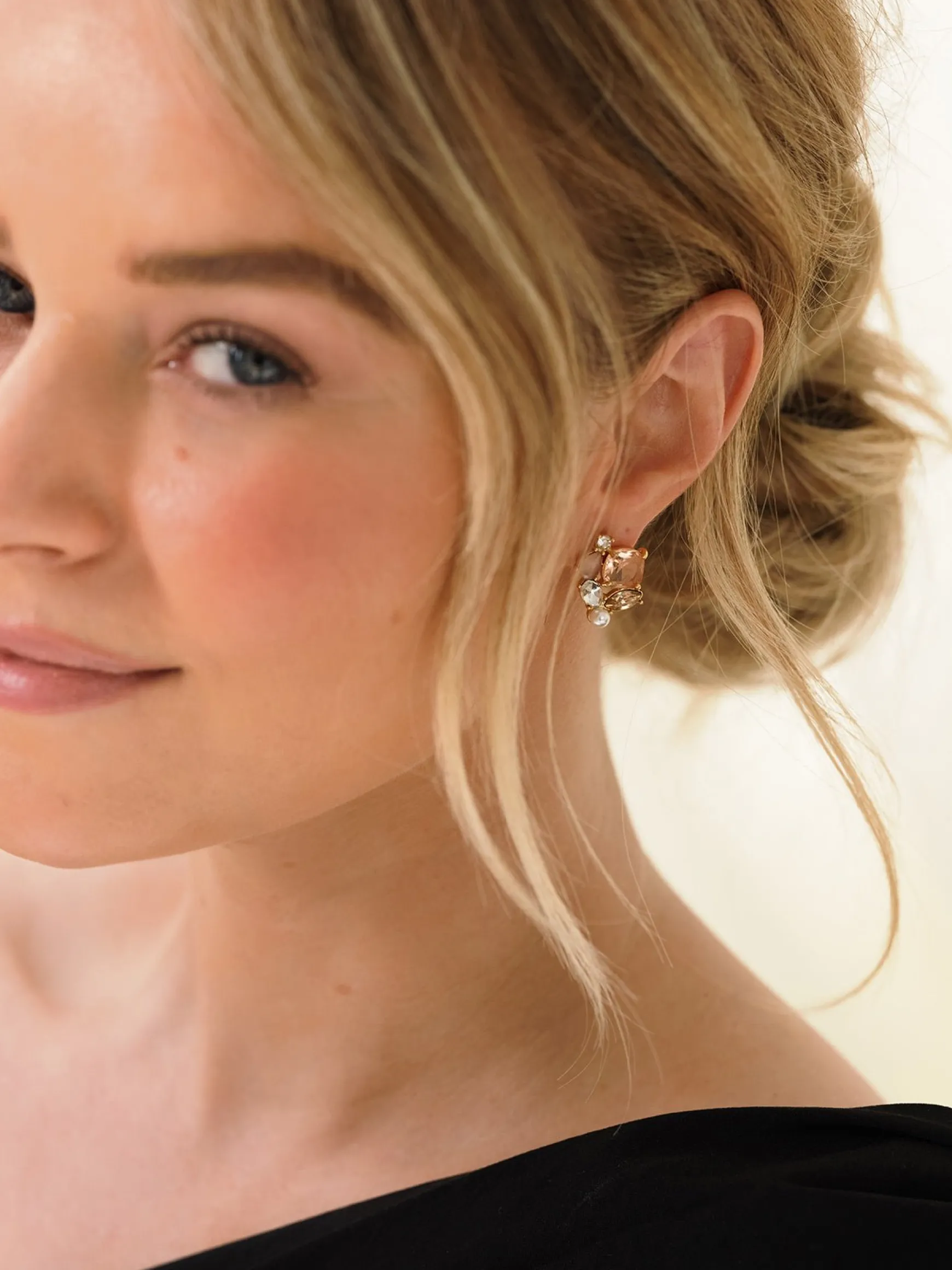 Leonie Studs