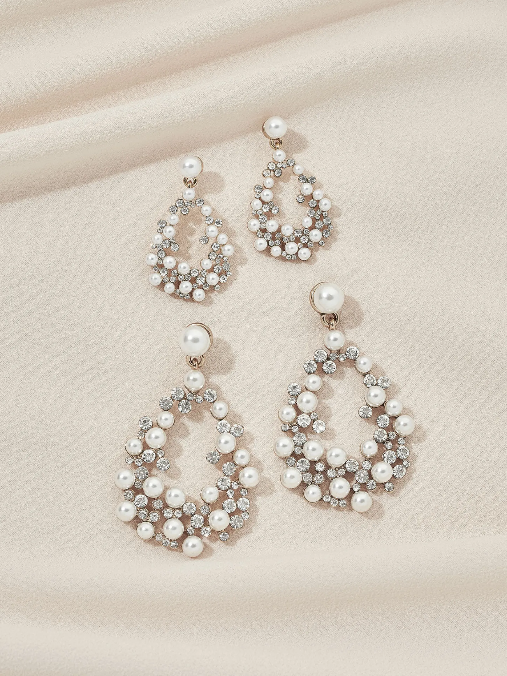 Mini Avery Earrings