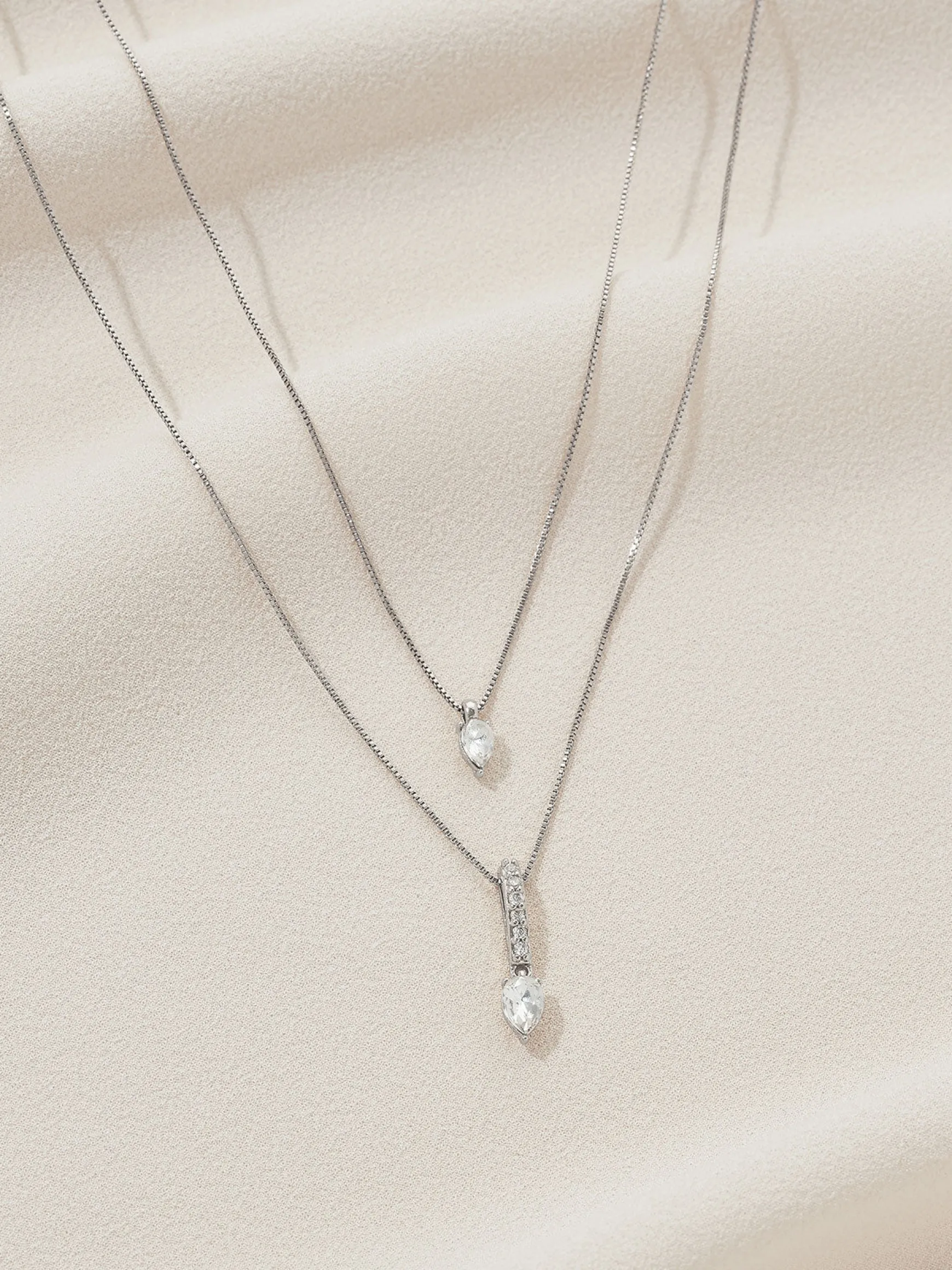 Nomi Layered Pendant